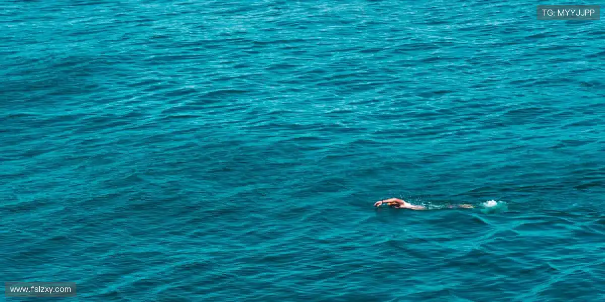 🎧赛事解说,声临其境!大咖解读,深度解析比赛战术🎙️